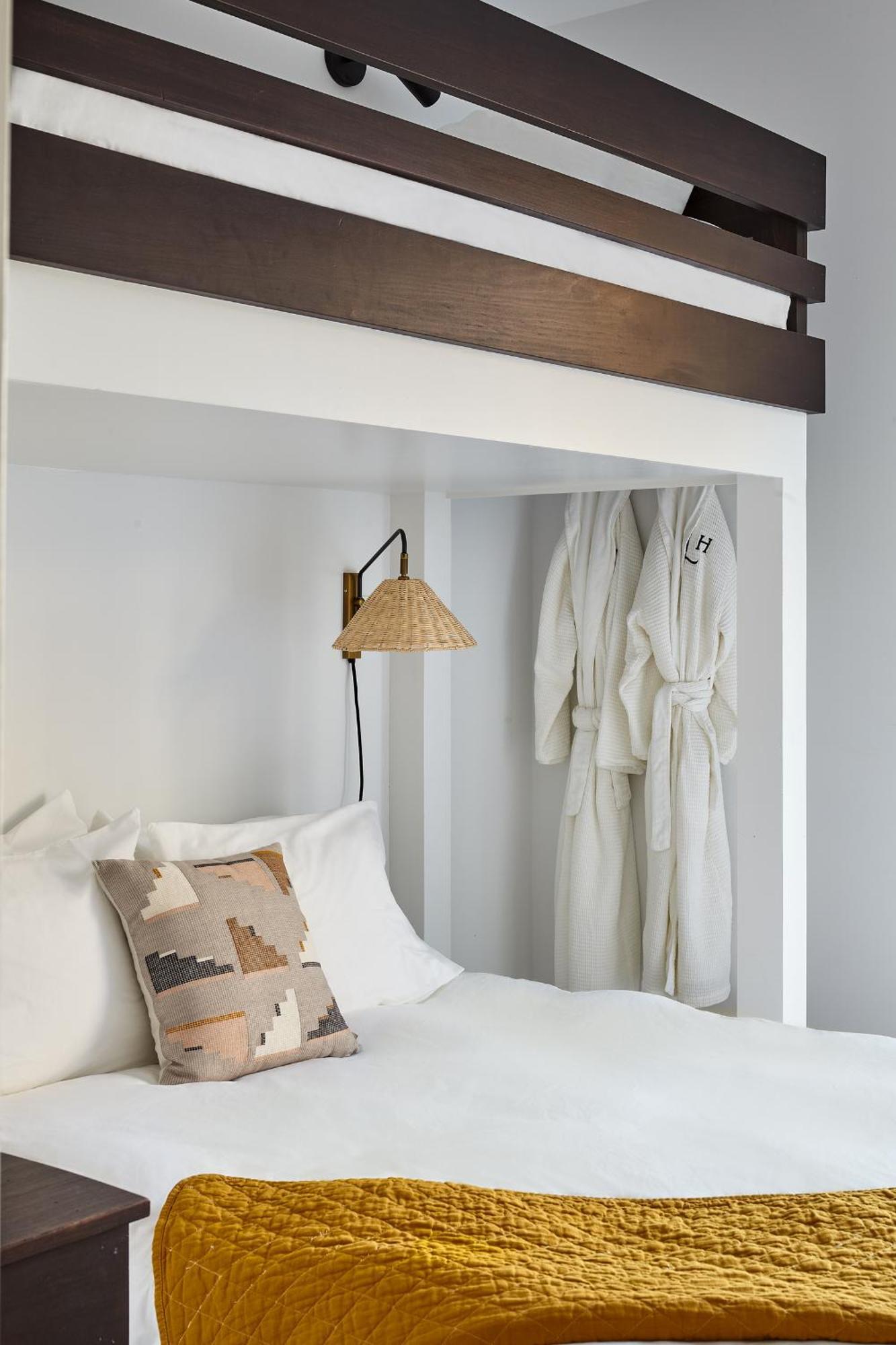 Lokal Hotel Cape May Oda fotoğraf