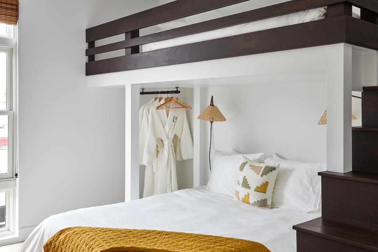 Lokal Hotel Cape May Dış mekan fotoğraf